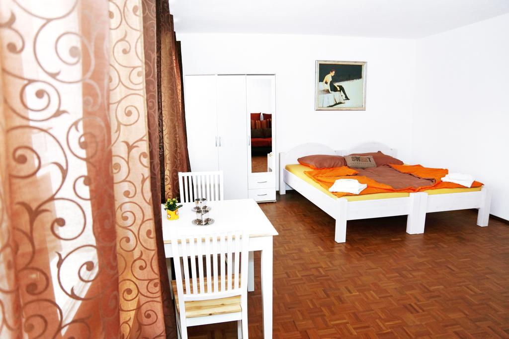 Hostel Villa Viva Bregenz Ruang foto