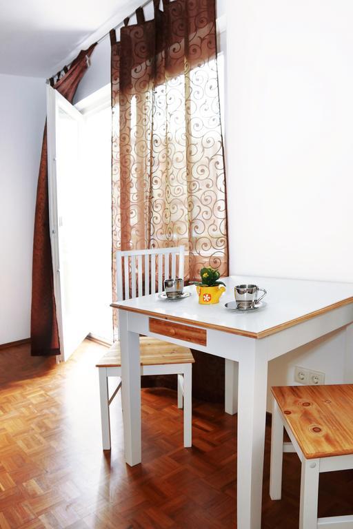 Hostel Villa Viva Bregenz Ruang foto