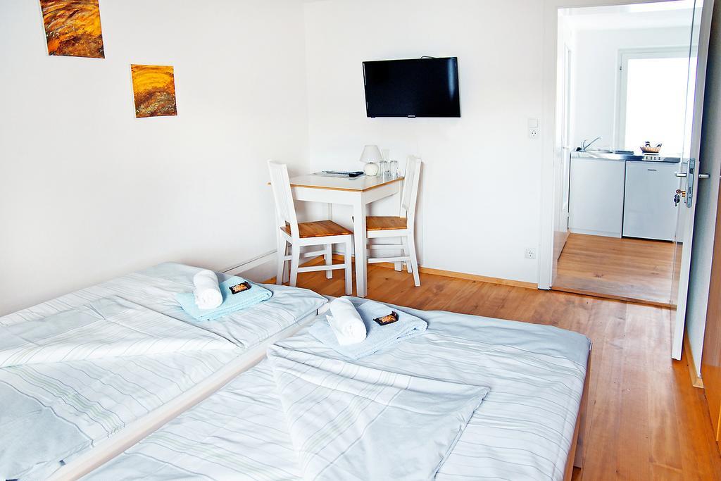 Hostel Villa Viva Bregenz Bagian luar foto