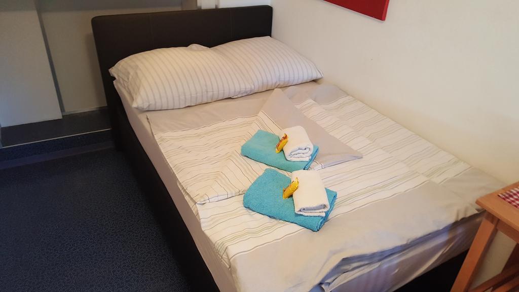 Hostel Villa Viva Bregenz Bagian luar foto